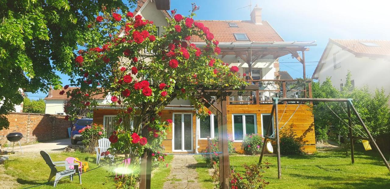 T4 Climatise A 20 Mn De Disney Et 50 De Paris Dans Jolie Maison Briarde Mortcerf المظهر الخارجي الصورة